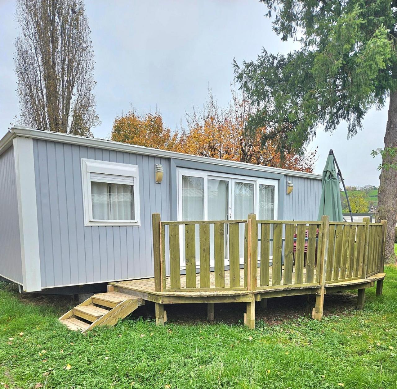 Camping De Charlieu - Mobile Home 외부 사진